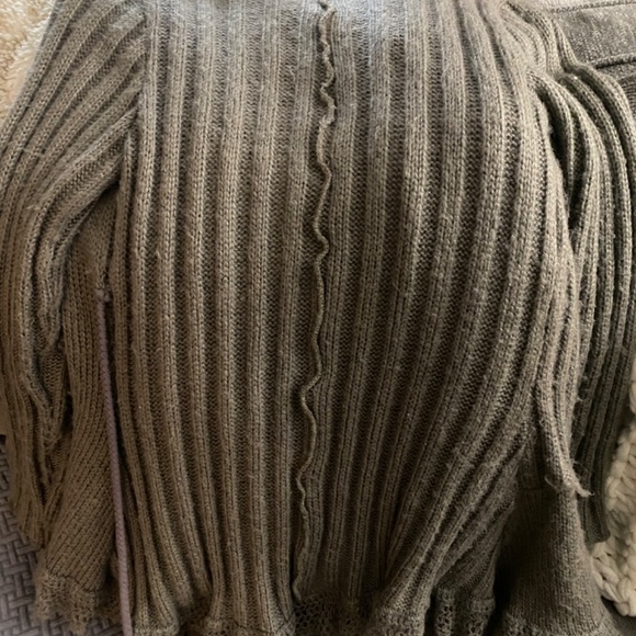 Wrap sweater with sequins - Picture 5 of 5